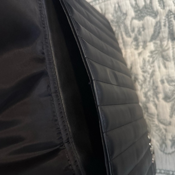 Béis The Messenger Backpack in Black - Picture 7 of 8